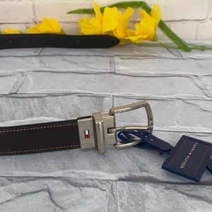 Tommy Hilfiger reversible belt size small